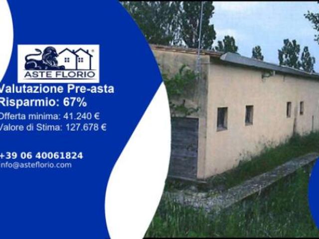 Locale Commerciale in vendita a Montefalco, Umbria