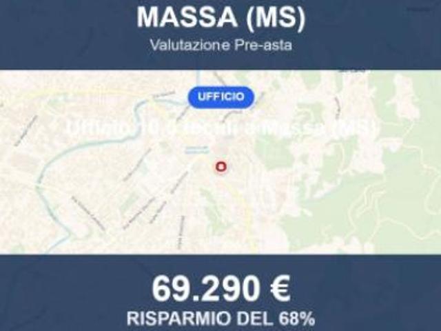 Ufficio in vendita a Marina Di Massa, Toscana