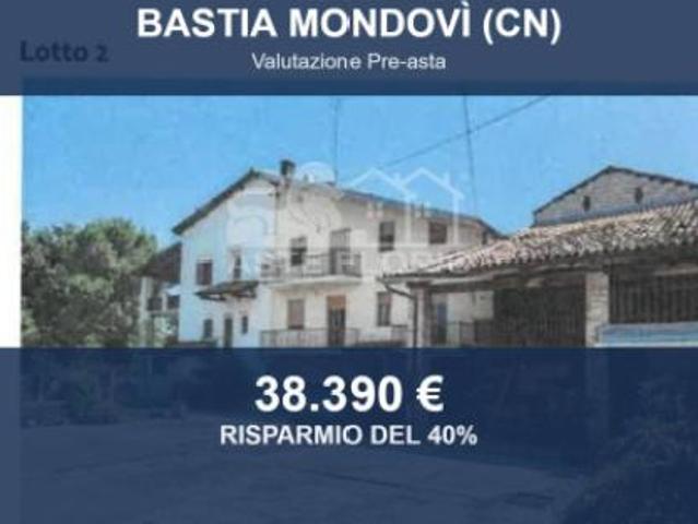 Villa Indipendente in vendita a Bastia Mondovì, Cuneo