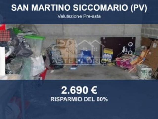 Box in vendita a San Martino Siccomario, Lombardia