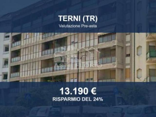 Box in vendita a Terni, Umbria