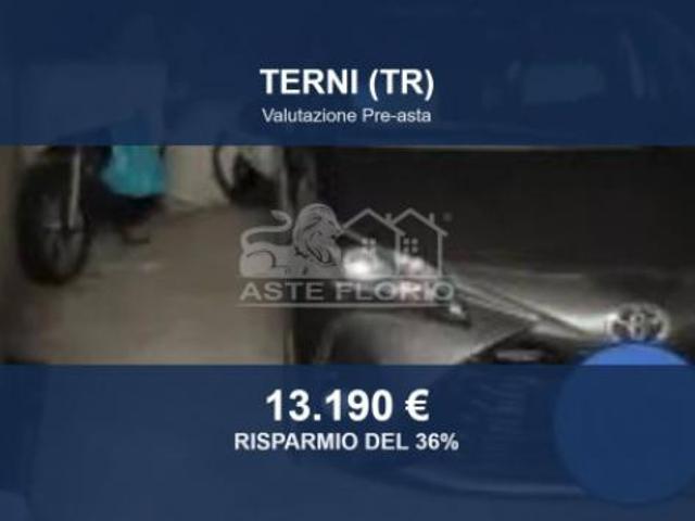 Box in vendita a Terni, Umbria