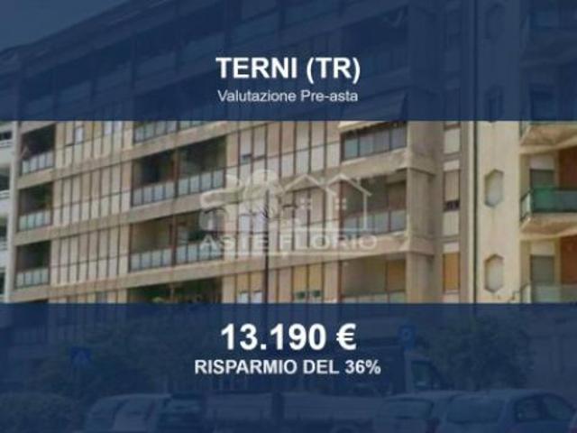 Box in vendita a Terni, Umbria