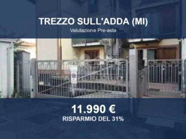 Box in vendita a Baracche, Trezzo Sull'adda