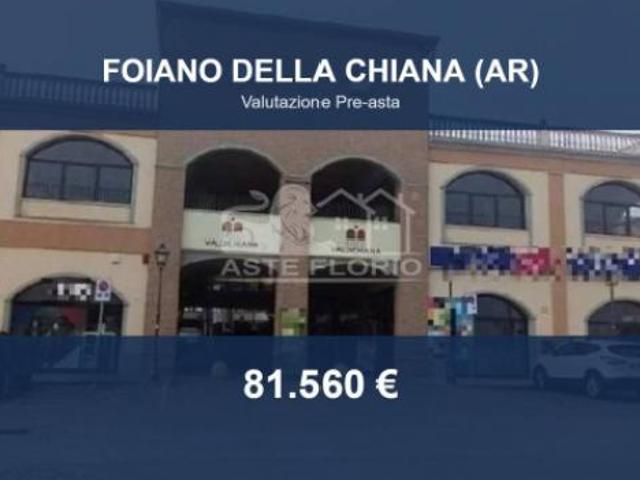 Locale Commerciale in vendita a Foiano Della Chiana, Toscana