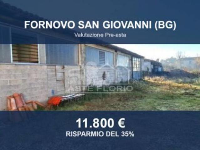 Capannone in vendita a Fornovo San Giovanni, Bergamo