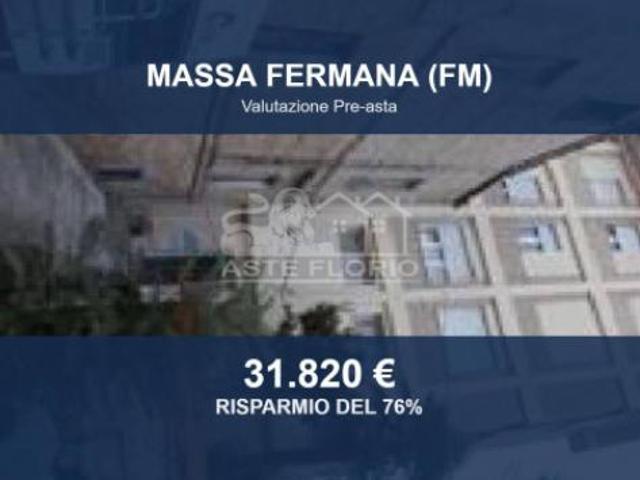 Locale Commerciale in vendita a Massa Fermana, Fermo