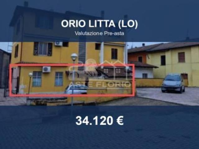 Locale Commerciale in vendita a Orio Litta, Lombardia
