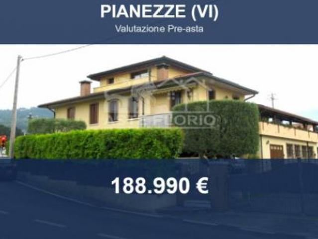 Villa Indipendente in vendita a Pianezze, Veneto
