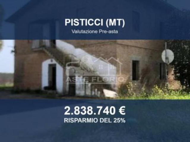 Locale Commerciale in vendita a Pisticci, Basilicata
