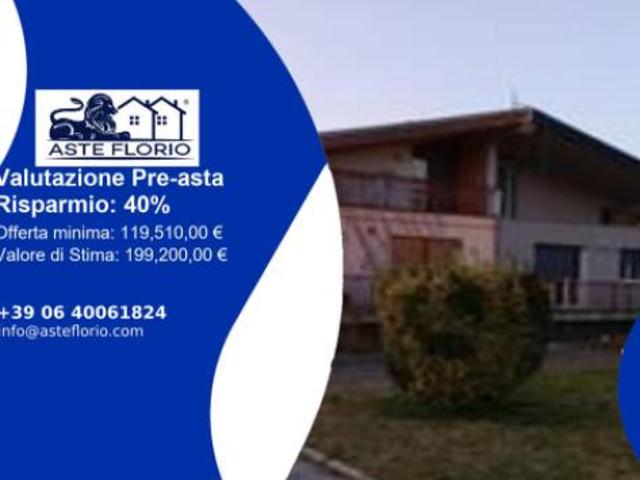 Villa Indipendente in vendita a Lucinico / Ločnik / Luzinìs, Gorizia