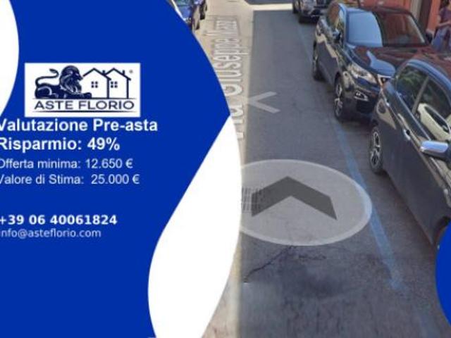 Locale Commerciale in vendita a Unione dei comuni Valli del Reno, Lavino e Samoggia, Calcara