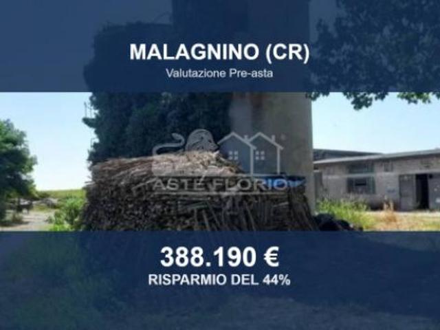 Locale Commerciale in vendita a Malagnino, Lombardia