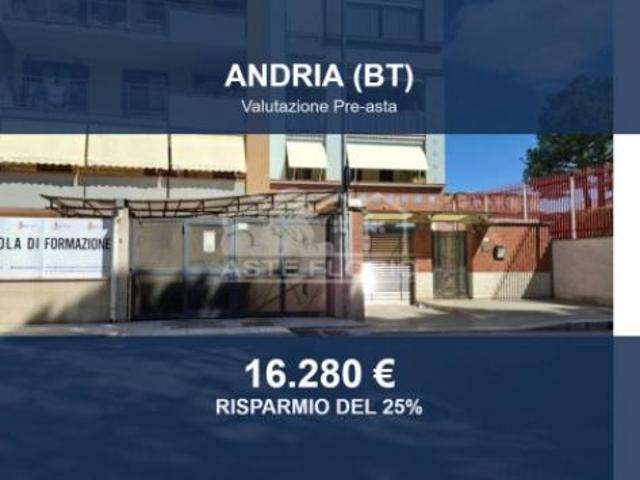 Box in vendita a Puglia, Barletta-andria-trani