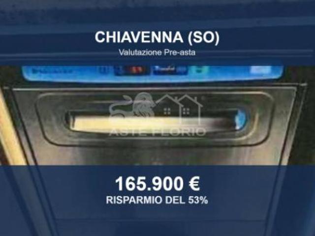 Locale Commerciale in vendita a San Giovanni, Chiavenna