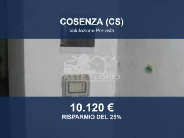 Box in vendita a Calabria, Cosenza
