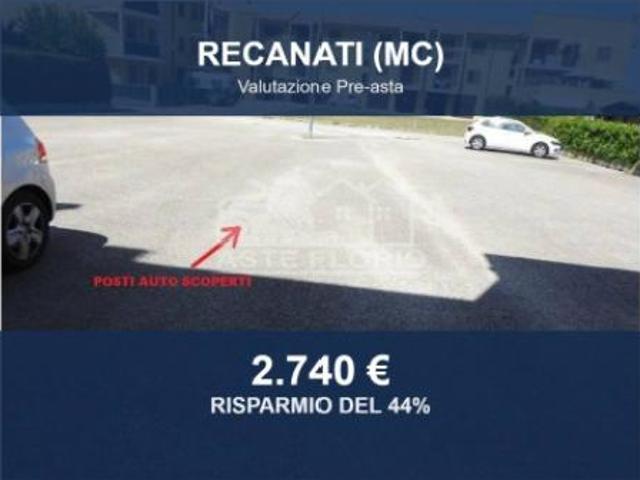 Box in vendita a Musone, Recanati