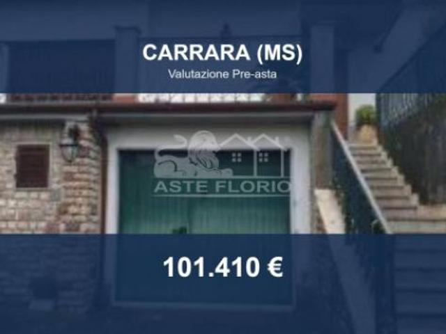 Villa Indipendente in vendita a Codena, Carrara