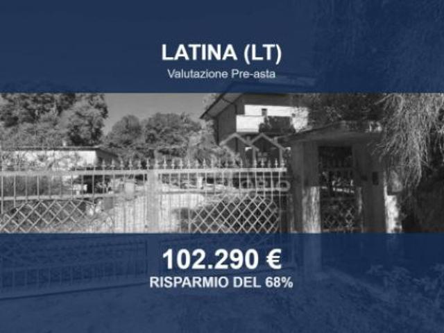 Villa Indipendente in vendita a Latina, Lazio