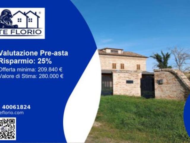 Villa Indipendente in vendita a Marche, Fermo