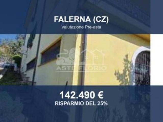 Villa Indipendente in vendita a Falerna, Catanzaro