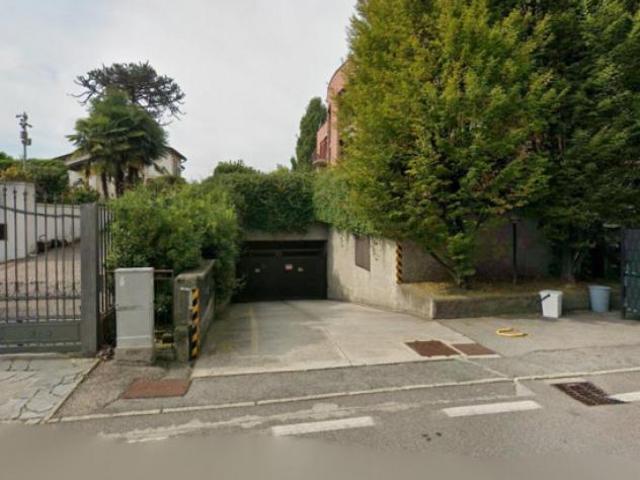 Box in vendita a Appiano Gentile, Lombardia