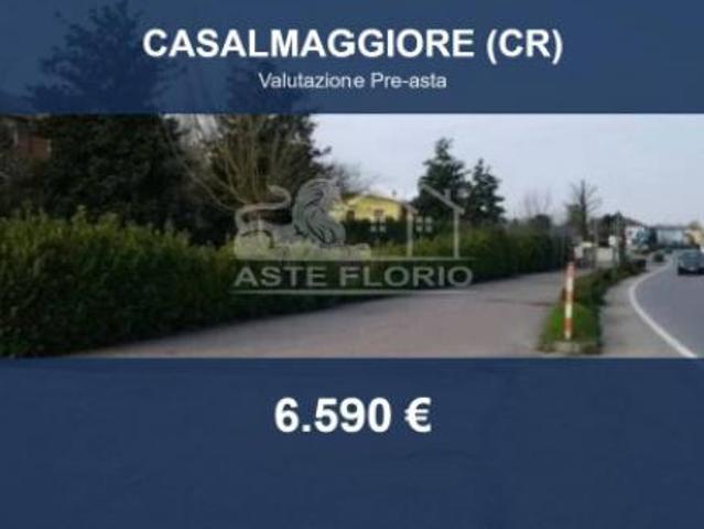 Box in vendita a Casalmaggiore, Cremona