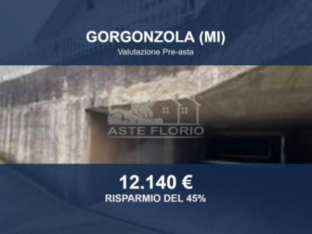 Box in vendita a Gorgonzola, Lombardia