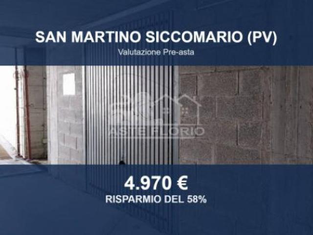 Box in vendita a San Martino Siccomario, Lombardia