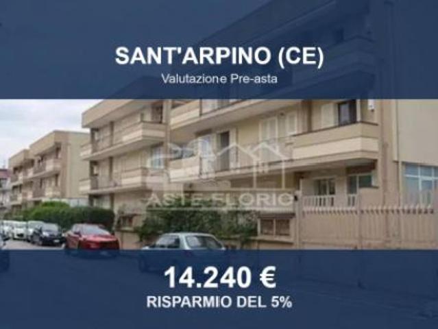 Box in vendita a Sant'arpino, Campania