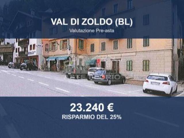 Locale Commerciale in vendita a Val di Zoldo, Forno Di Zoldo