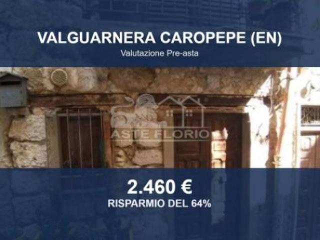 Box in vendita a Valguarnera, Sicilia