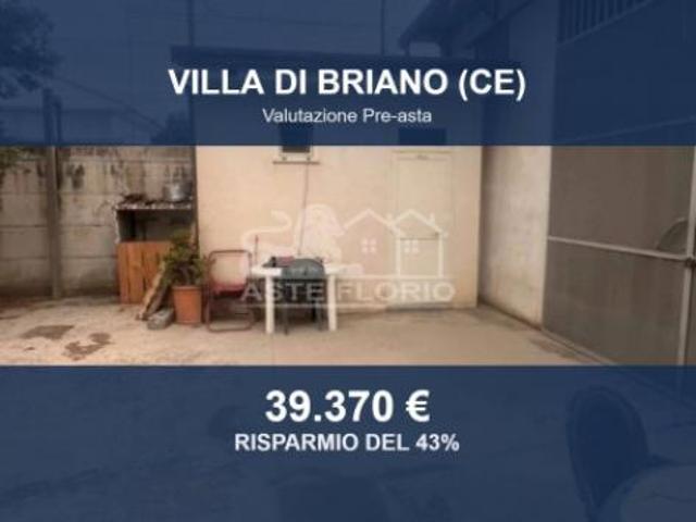 Capannone in vendita a Villa Di Briano, Campania