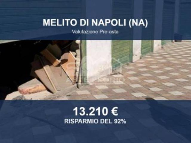 Locale Commerciale in vendita a Rione 219, Melito Di Napoli