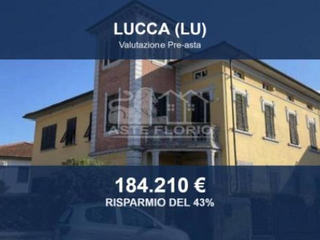 Villa Indipendente in vendita a Sant'Anna, Bagni Di Lucca Ponte