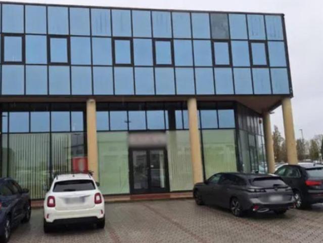 Ufficio in vendita a San Giuliano Terme, Toscana