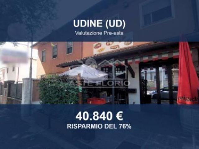 Locale Commerciale in vendita a Reana Del Roiale, Friuli-Venezia Giulia