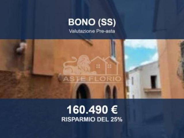 Villa Indipendente in vendita a Bono, Sardigna/Sardegna