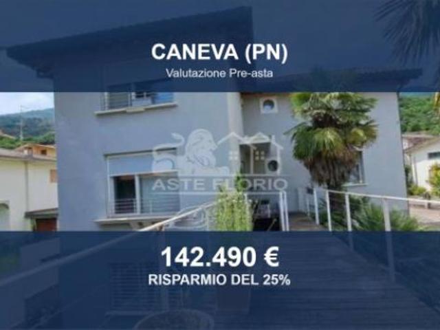 Villa Indipendente in vendita a Caneva, Friuli-Venezia Giulia