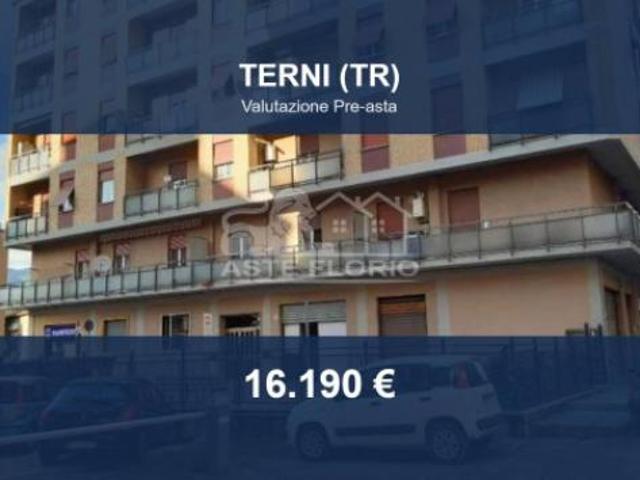 Capannone in vendita a Terni, Umbria