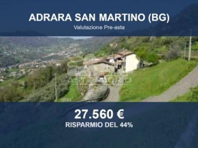 Terreno in vendita a Adrara San Martino, Lombardia