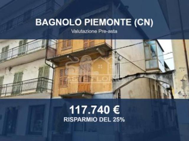 Locale Commerciale in vendita a Piemonte, Cuneo