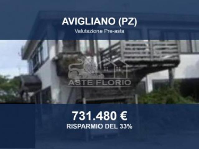 Capannone in vendita a Avigliano, Basilicata