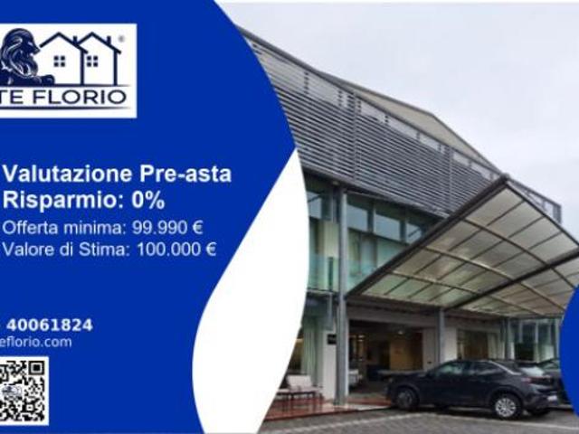 Capannone in vendita a San Colombano, Capannori