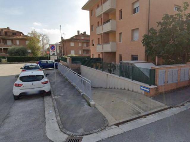 Box in vendita a Marche, Ancona
