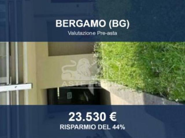 Box in vendita a Bergamo, Lombardia