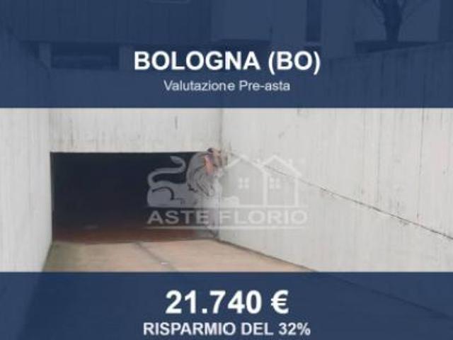 Box in vendita a Bologna, Reggio Emilia