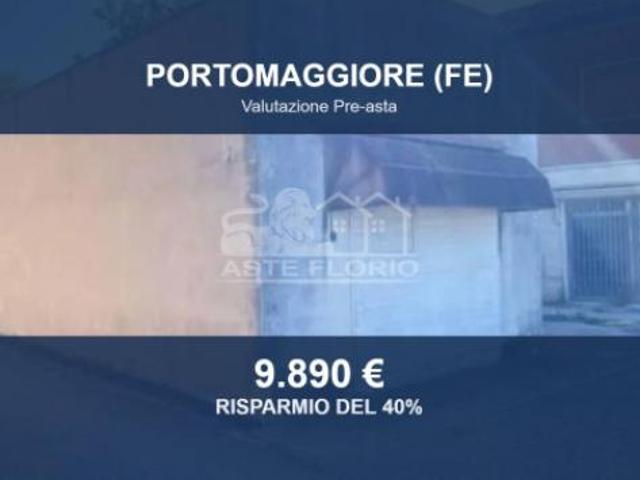 Locale Commerciale in vendita a Portomaggiore, Reggio Emilia
