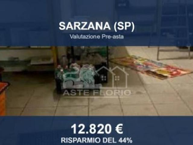 Box in vendita a Sarzana, Liguria