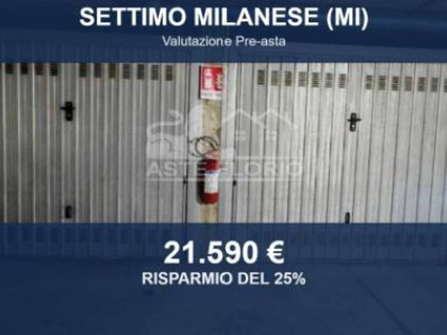 Box in vendita a Cascine Olona, Settimo Milanese